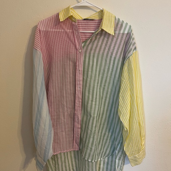 Stradivarius Multi Colored Striped Button Down Medium - Picture 1 of 3
